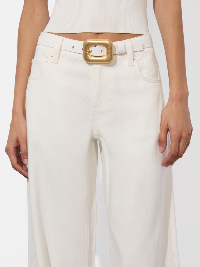 LETTY BUCKLE BELT - OFF WHITE/GOLD - Alice And Olivia