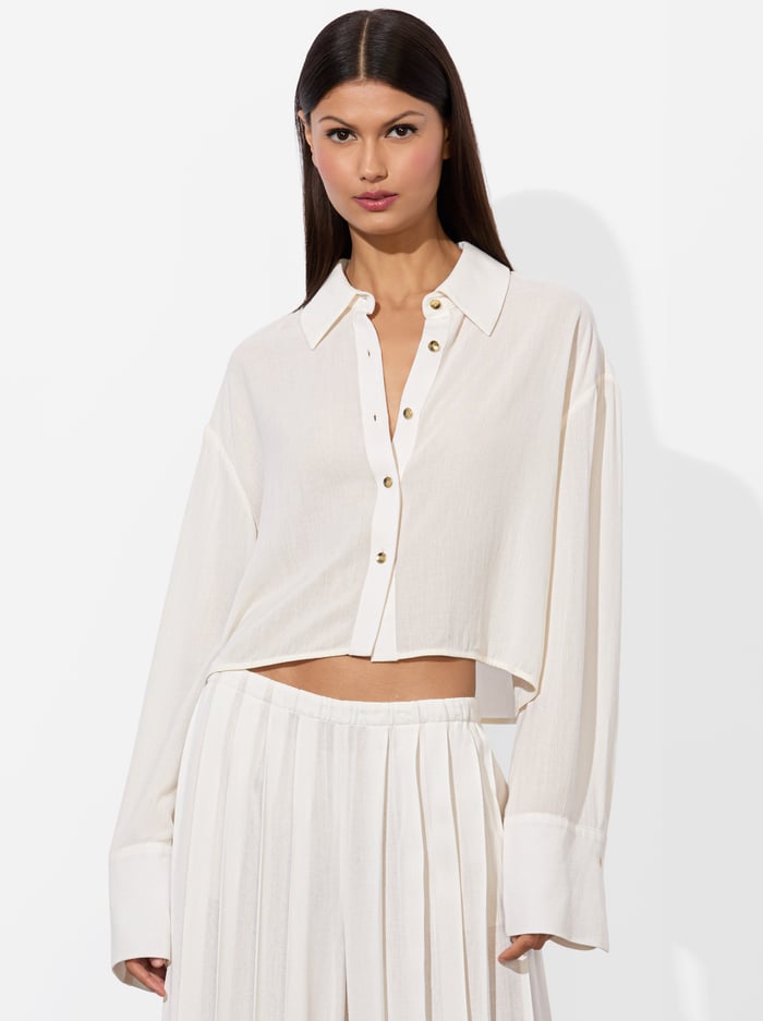 FINELY CROPPED BUTTON DOWN - OFF WHITE - Alice And Olivia